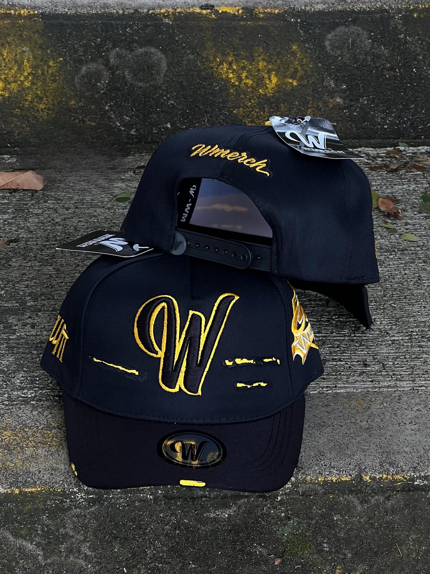 🧢 Gorra WMERCH by Westcol – Edición Limitada